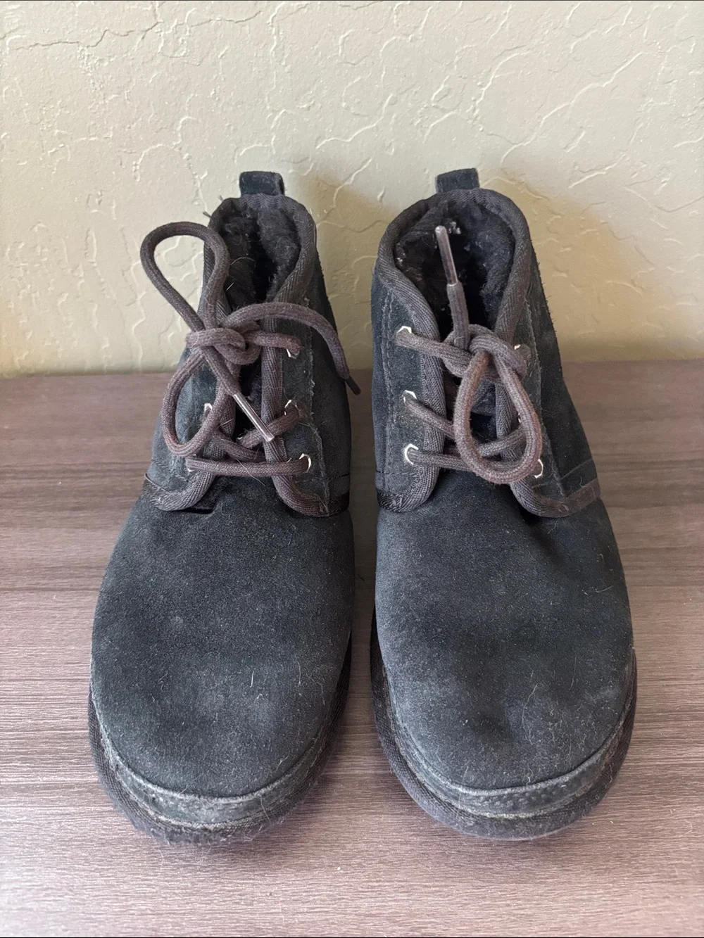 UGG Neumel II Black Suede Chukka Boot Size 3 Kids (EU 35)